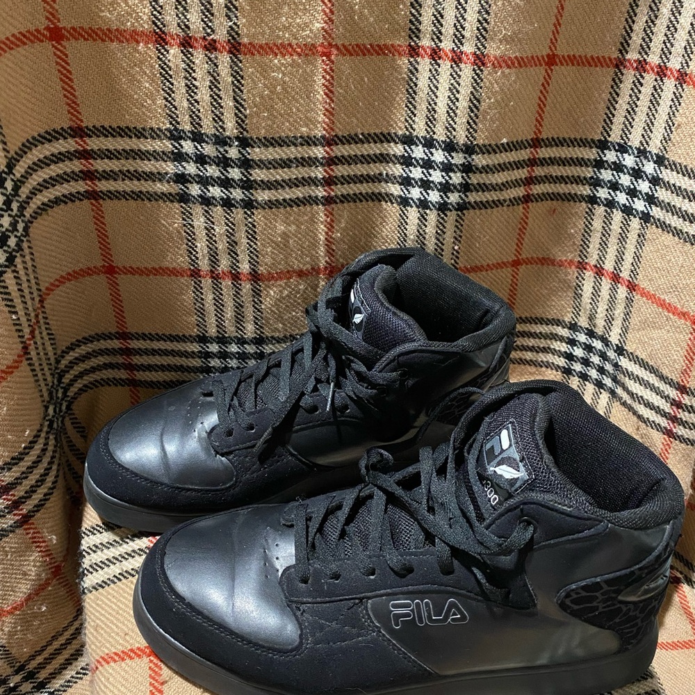 Fila Black High-Top Sneakers with Ankle Support
